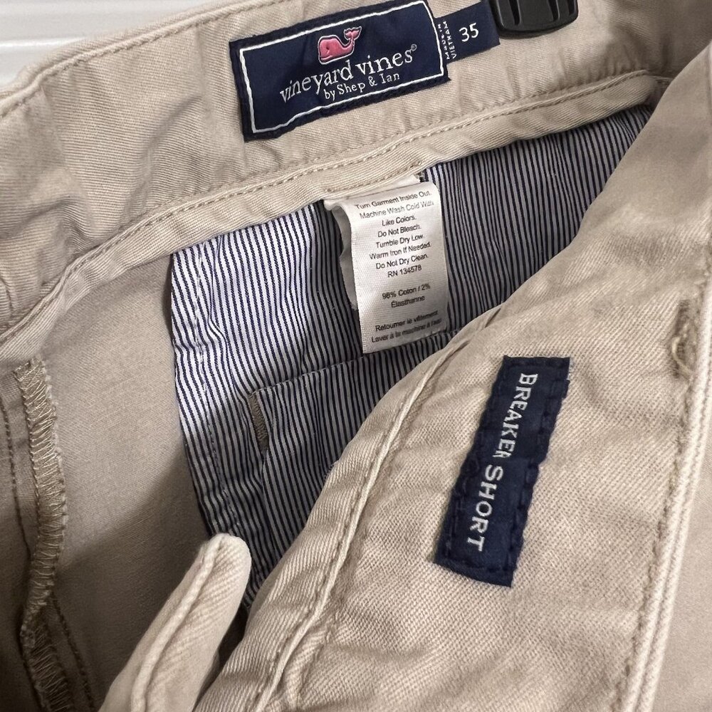 Vineyard Vines Men’s Breaker Shorts 35 Khaki Chino Casual Flat Front Preppy - Picture 4 of 7